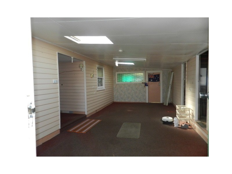 8 Simpson Street, Somerset TAS 7322