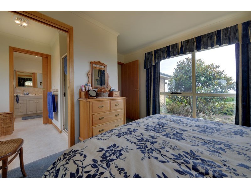 19 Freestone Crescent, Wynyard TAS 7325