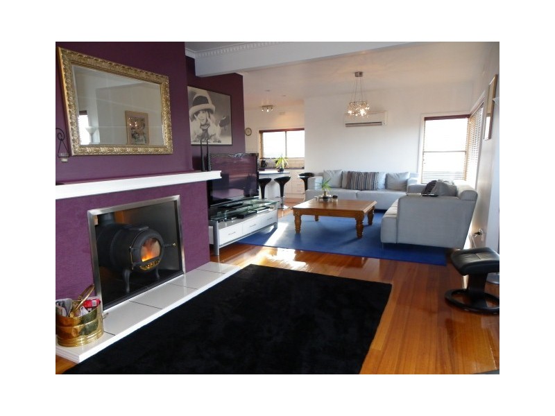 16 Saunders Street, Wynyard TAS 7325