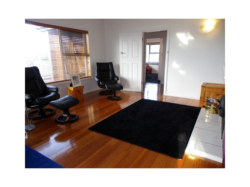 16 Saunders Street, Wynyard TAS 7325
