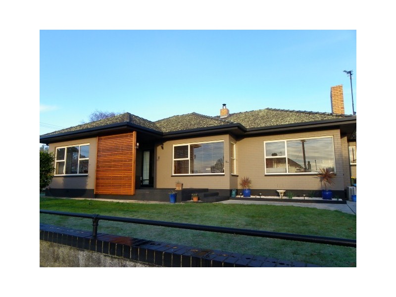 16 Saunders Street, Wynyard TAS 7325