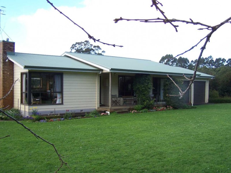 351 Rulla Road, Sisters Creek TAS 7325