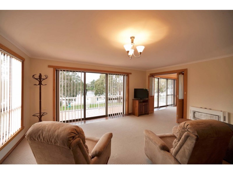 14 Goldie Street, Wynyard TAS 7325