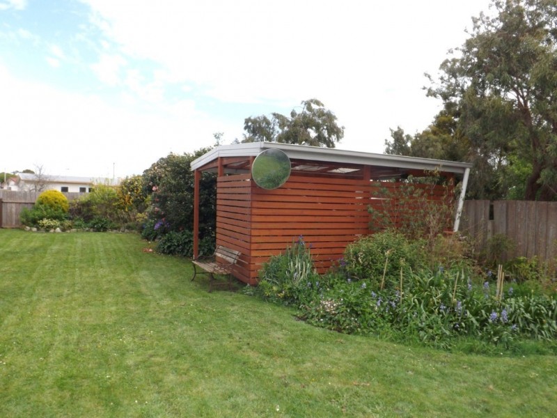 70 Saunders Street, Wynyard TAS 7325