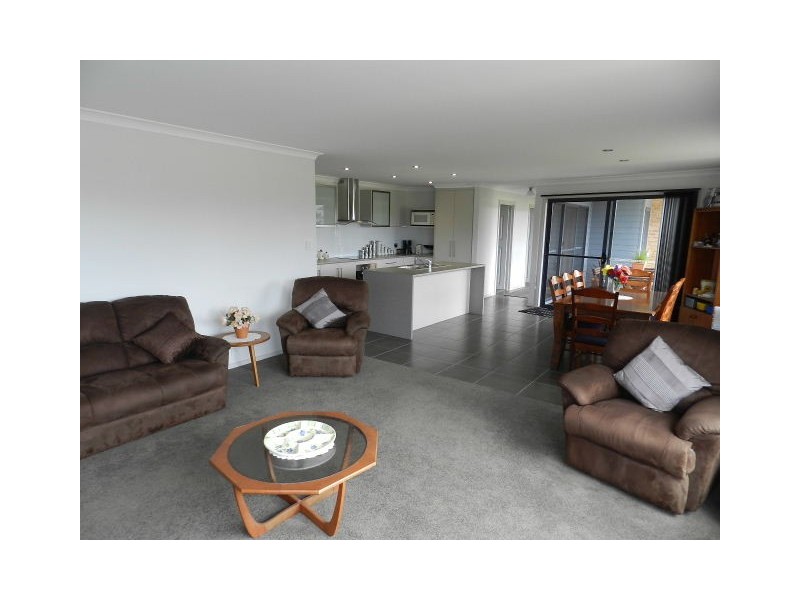9 Bluewater Crescent, Wynyard TAS 7325