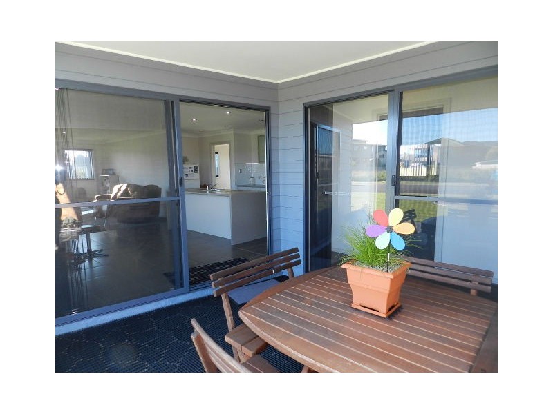 9 Bluewater Crescent, Wynyard TAS 7325