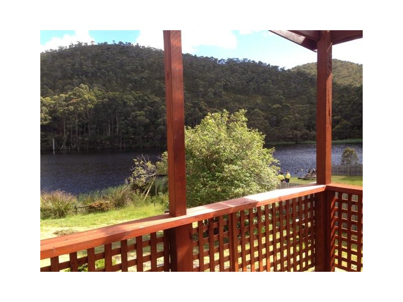 14 Tink Taylor Avenue, Sisters Beach TAS 7321