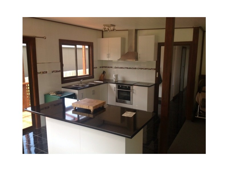 14 Tink Taylor Avenue, Sisters Beach TAS 7321