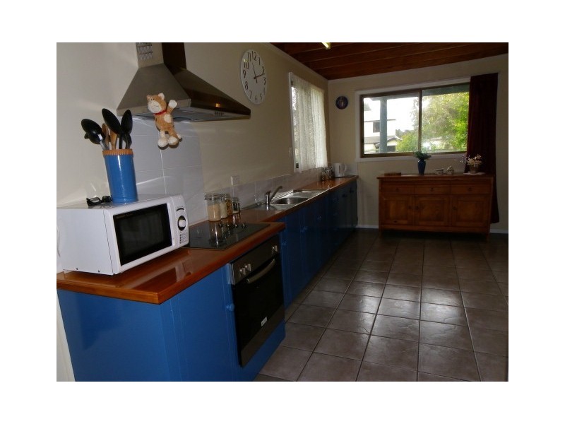 39 Irbys Circus, Sisters Beach TAS 7321