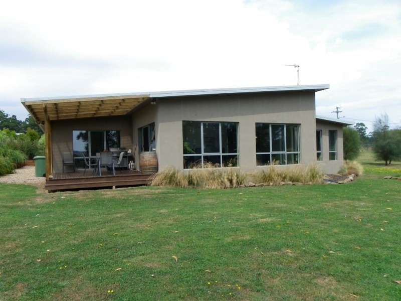 99 Lennah Drive, Wynyard TAS 7325