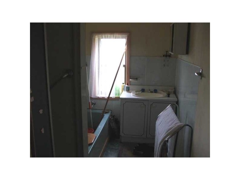 18006 Bass Highway, Sisters Creek TAS 7325
