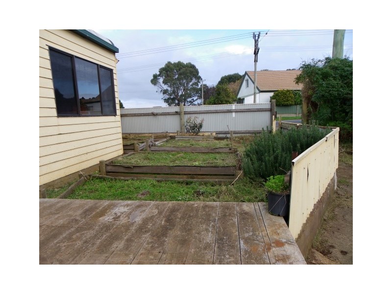 16820 Bass Highway, Flowerdale TAS 7325