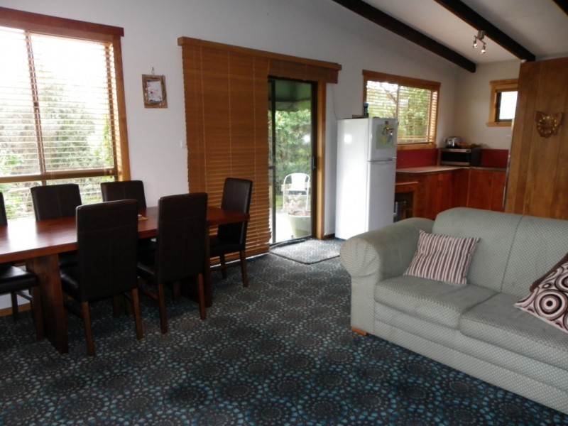 10 Cumming Street, Sisters Beach TAS 7321