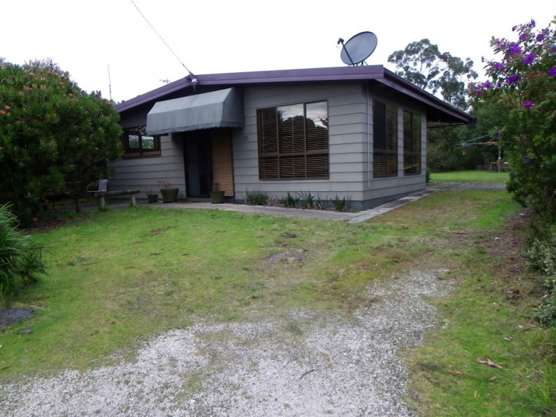 10 Cumming Street, Sisters Beach TAS 7321