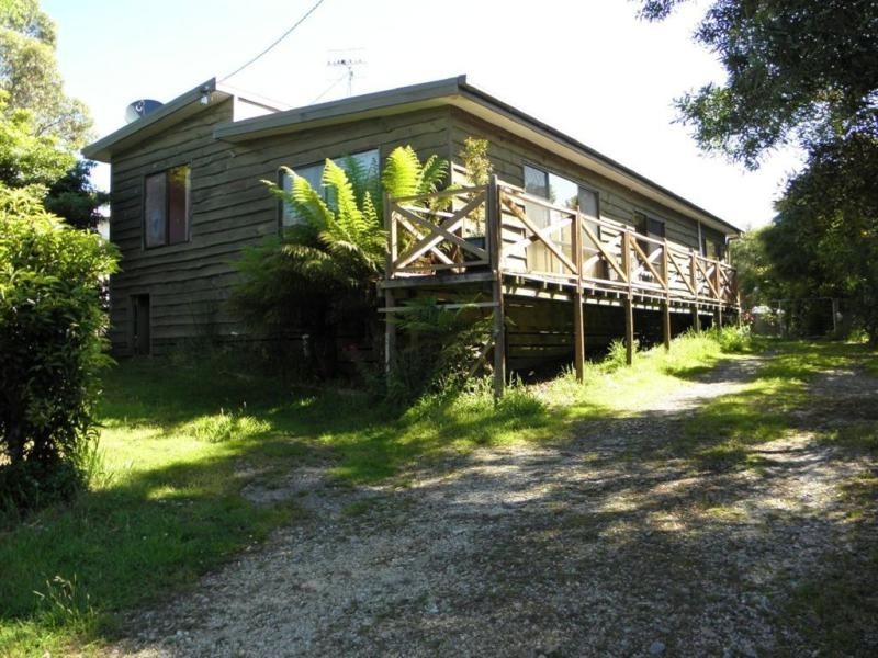 24 Kenelm Avenue, Sisters Beach TAS 7321
