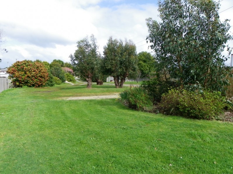 3A Cardigan Street, Somerset TAS 7322