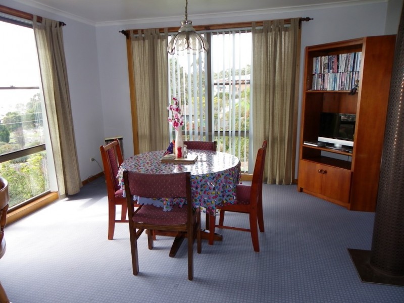 3A Cardigan Street, Somerset TAS 7322