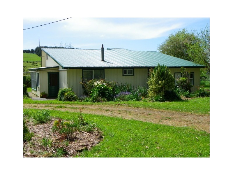 16796 Bass Highway, Flowerdale TAS 7325
