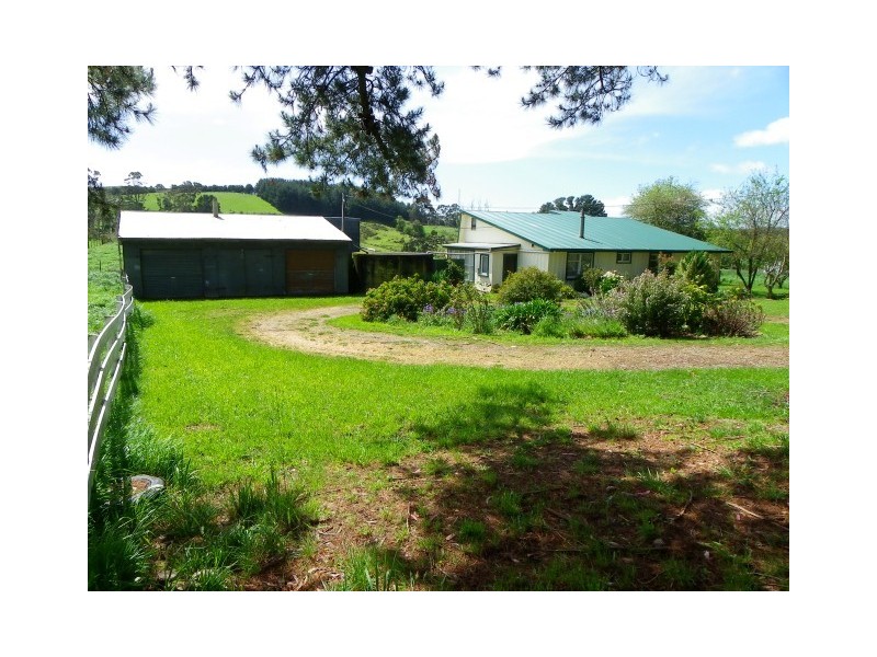 16796 Bass Highway, Flowerdale TAS 7325