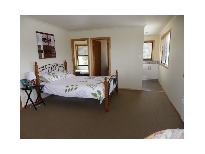 80 Irby Boulevard, Sisters Beach TAS 7321