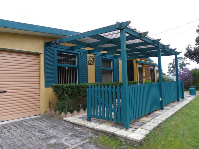 4 Honeysuckle Avenue, Sisters Beach TAS 7321