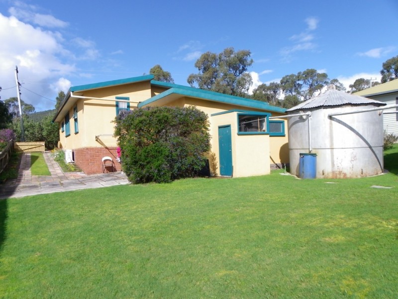 4 Honeysuckle Avenue, Sisters Beach TAS 7321