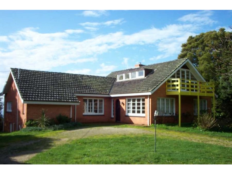 17418 Bass Highway, Boat Harbour TAS 7321