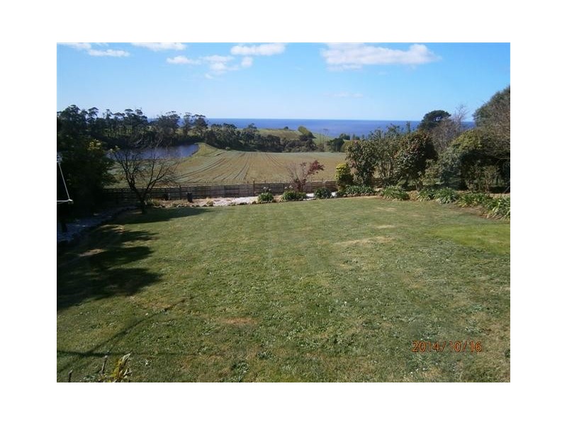 17418 Bass Highway, Boat Harbour TAS 7321