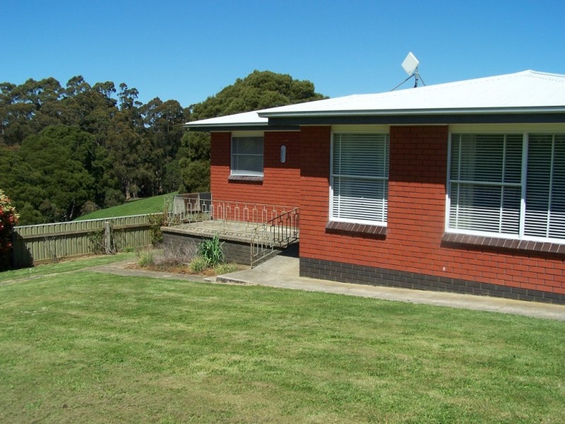 302 East Yolla Road, Yolla TAS 7325