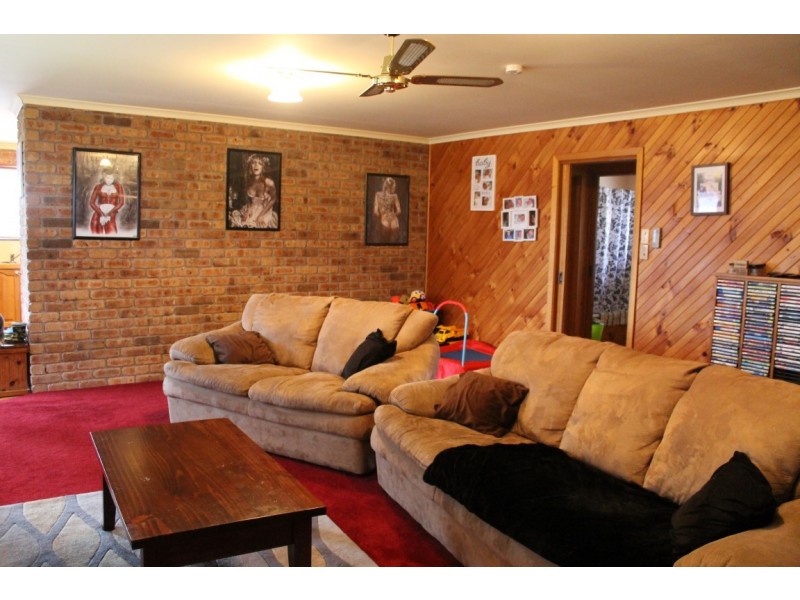 122A Inglis Street, Wynyard TAS 7325