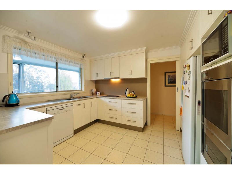 16850 Bass Highway, Flowerdale TAS 7325