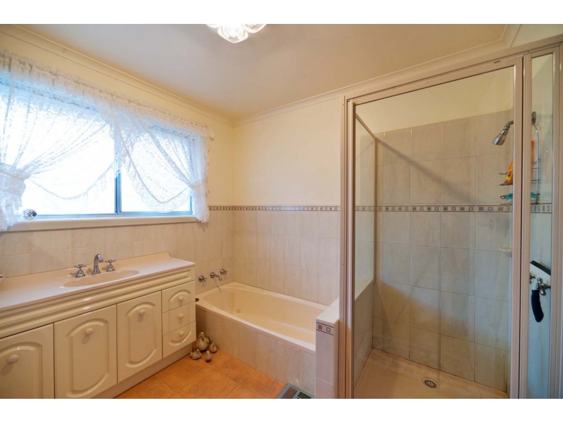 16850 Bass Highway, Flowerdale TAS 7325