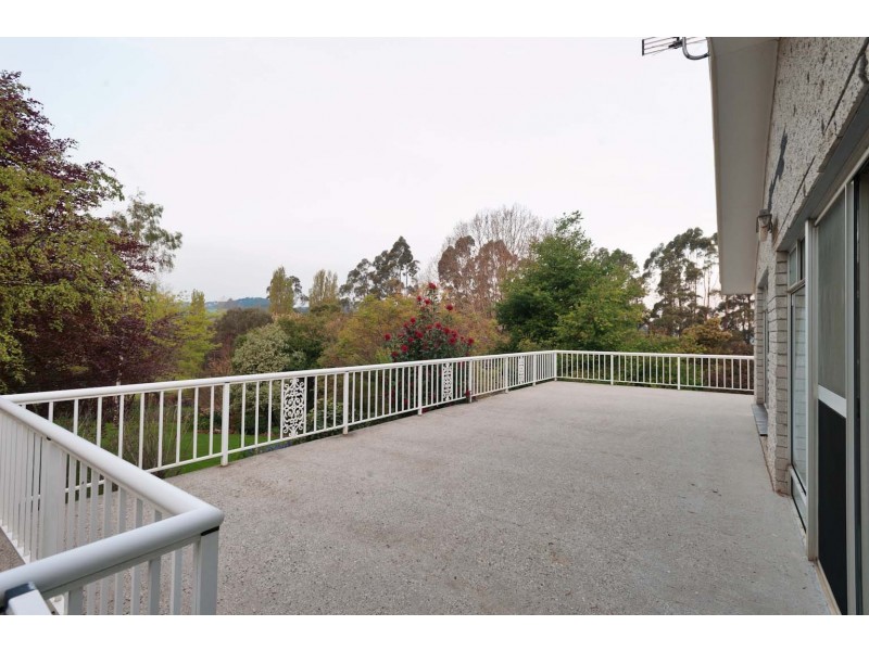 16850 Bass Highway, Flowerdale TAS 7325