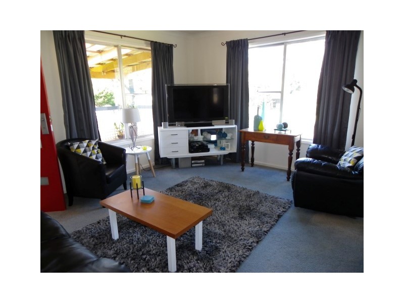 4 Kenelm Avenue, Sisters Beach TAS 7321