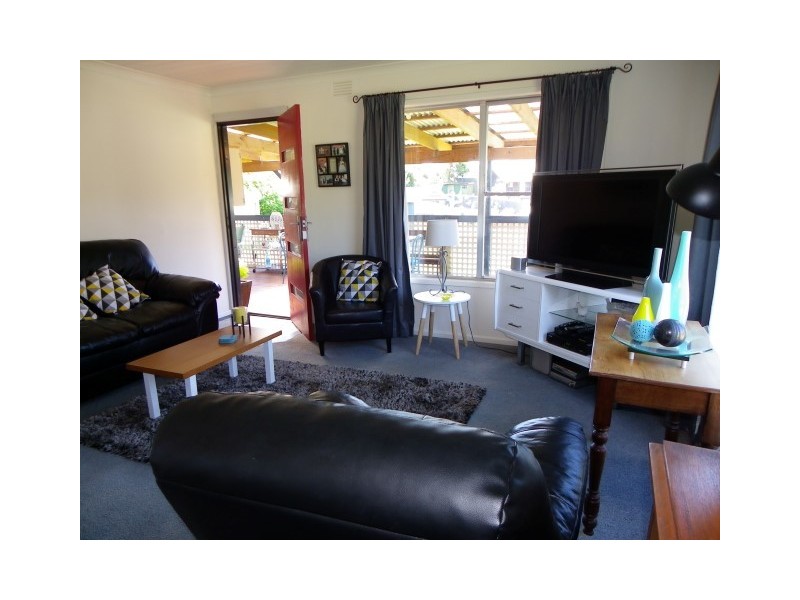 4 Kenelm Avenue, Sisters Beach TAS 7321