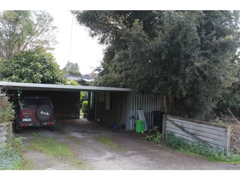 14 East Boulevard, Sisters Beach TAS 7321