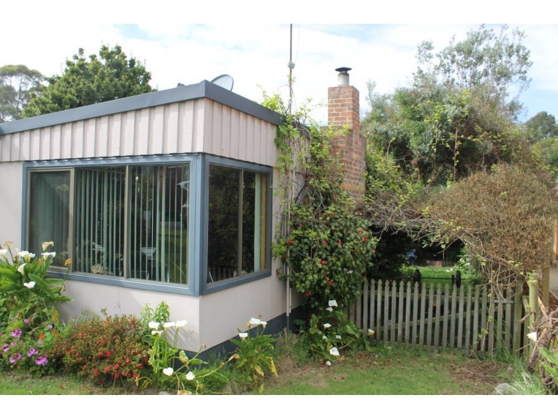 14 East Boulevard, Sisters Beach TAS 7321