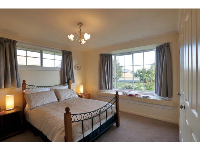 14 Freestone Crescent, Wynyard TAS 7325