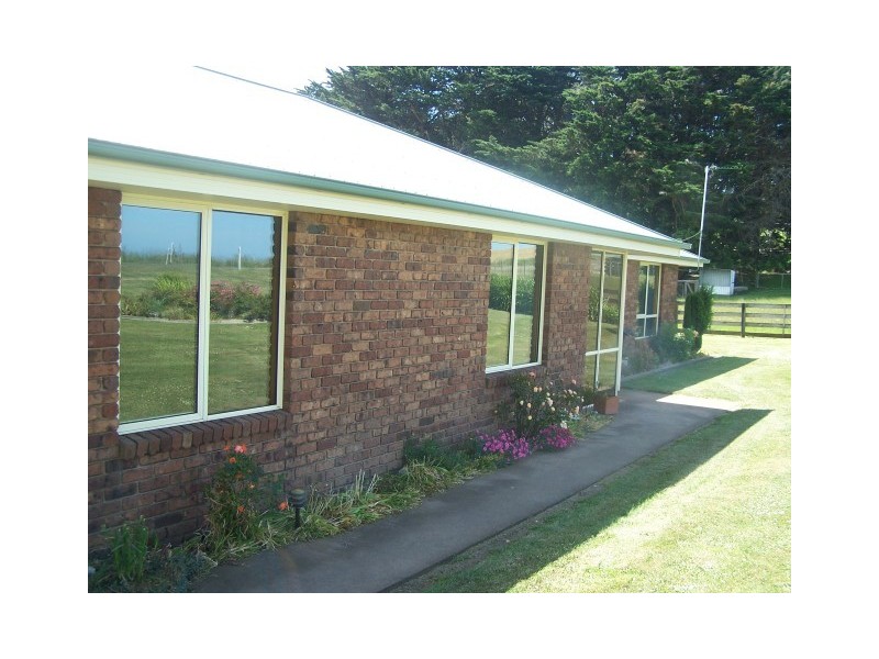 11 Dallas Road, Somerset TAS 7322