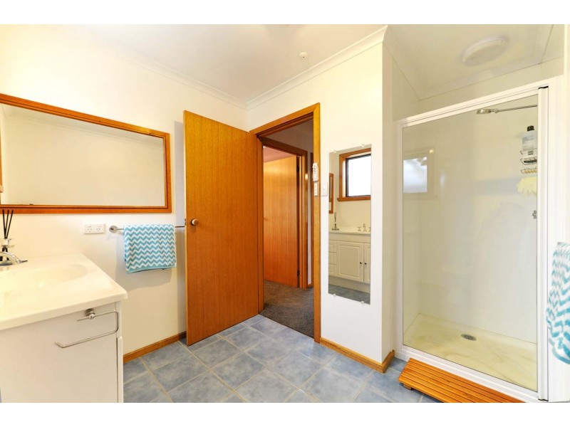 5 Irby Circus, Sisters Beach TAS 7321