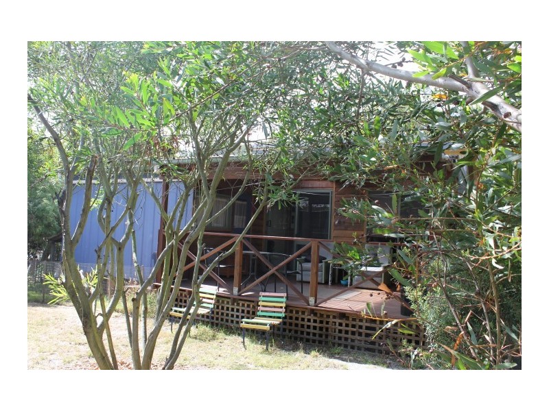 1 Elfrida Avenue, Sisters Beach TAS 7321