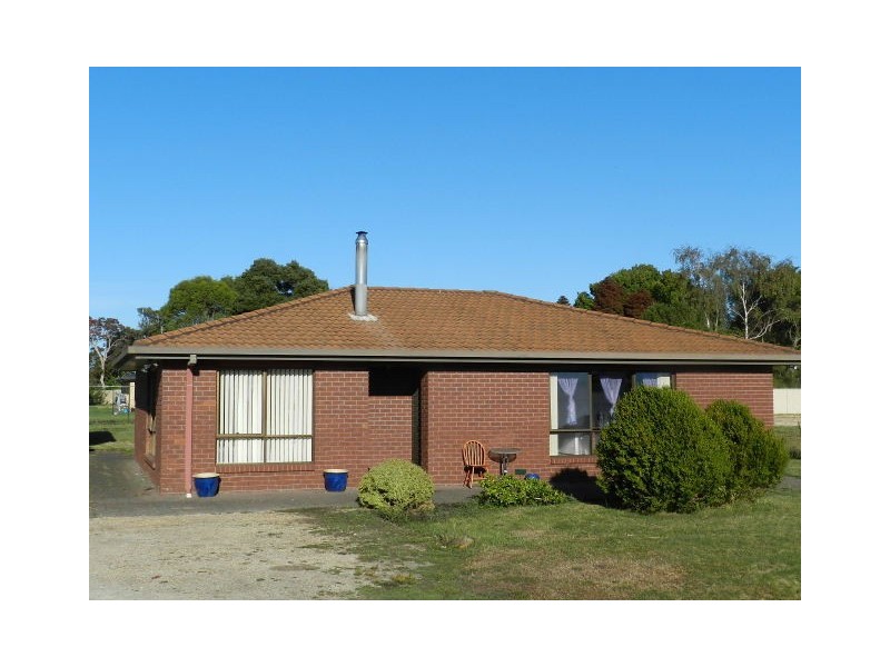 2 Hogg Street, Wynyard TAS 7325
