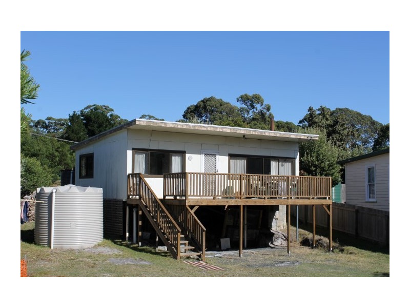 10 Honeysuckle Avenue, Sisters Beach TAS 7321