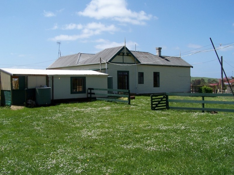 9 Takone Road, Henrietta TAS 7325