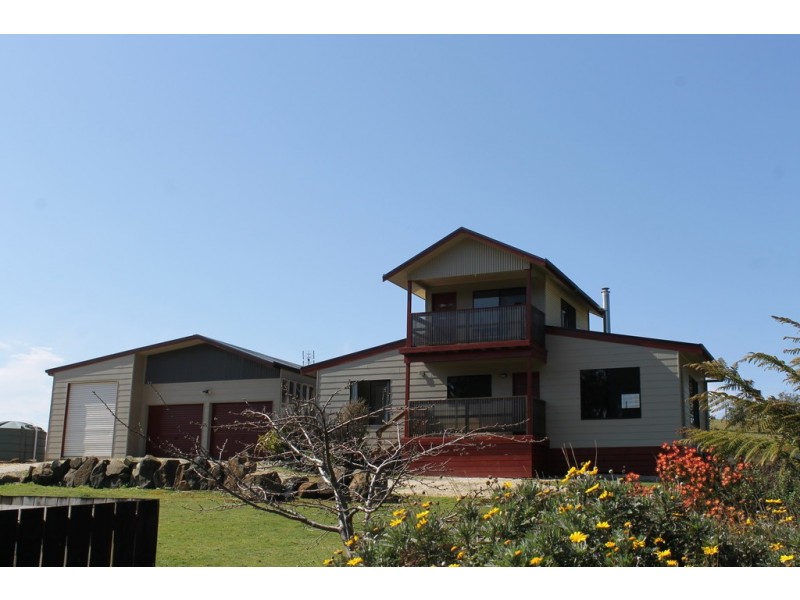 130 Lyons Road, Lapoinya TAS 7325