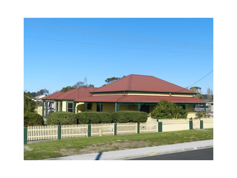 16 Bowick Street, Wynyard TAS 7325
