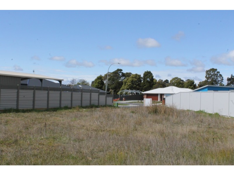 9 Yulambi Court, Wynyard TAS 7325