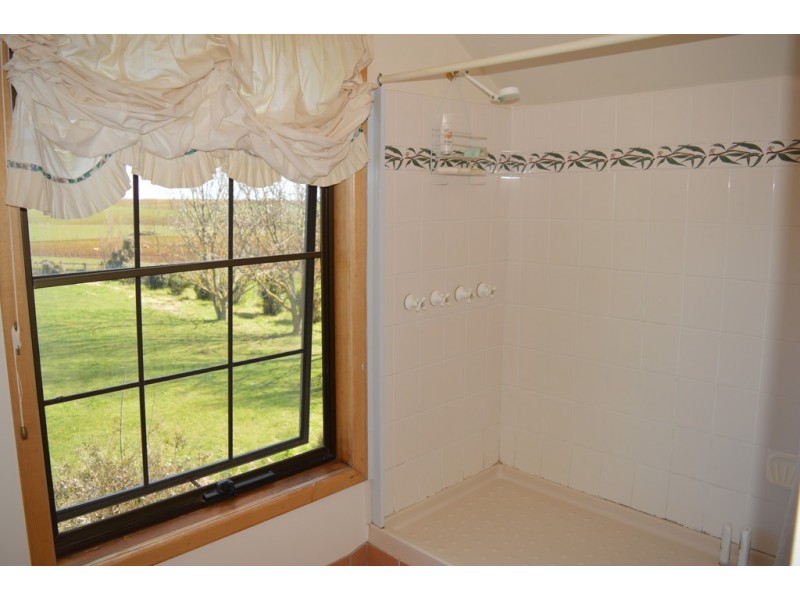 144 Baulds Road, Table Cape TAS 7325