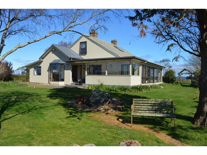 144 Baulds Road, Table Cape TAS 7325