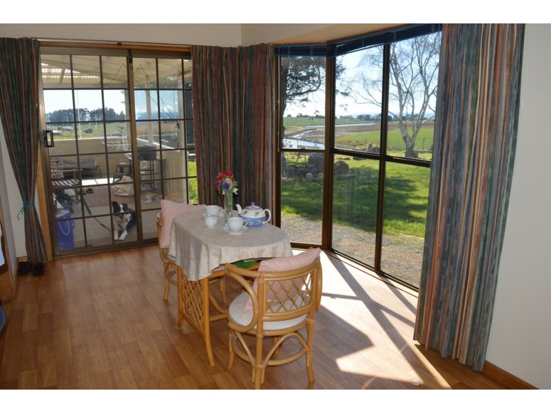 144 Baulds Road, Table Cape TAS 7325